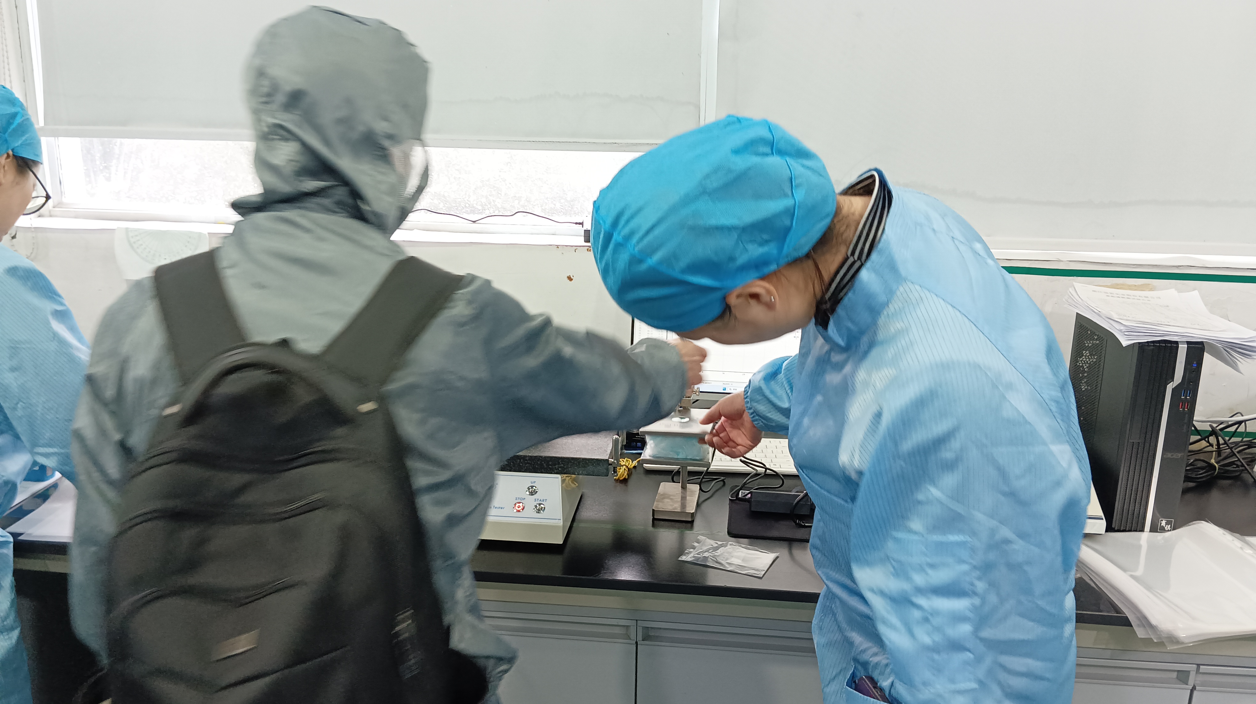 十年的老客戶被我們德準新款薄膜測厚儀折服了